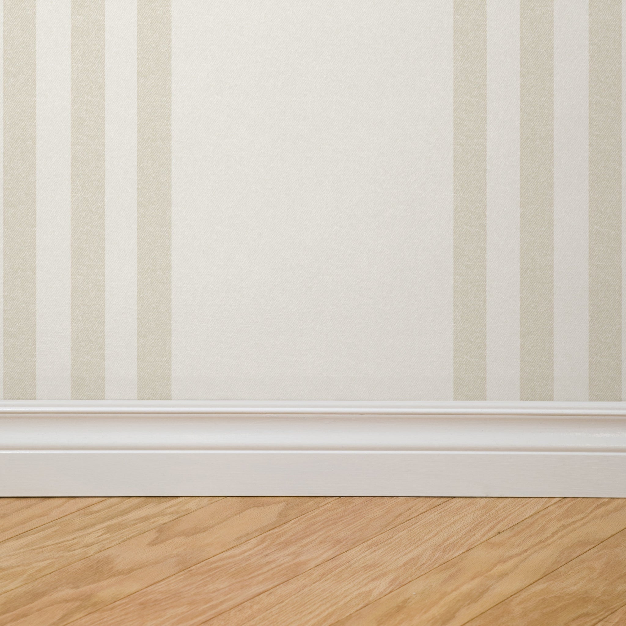 The Andrew (Medium) Beige Wallpaper