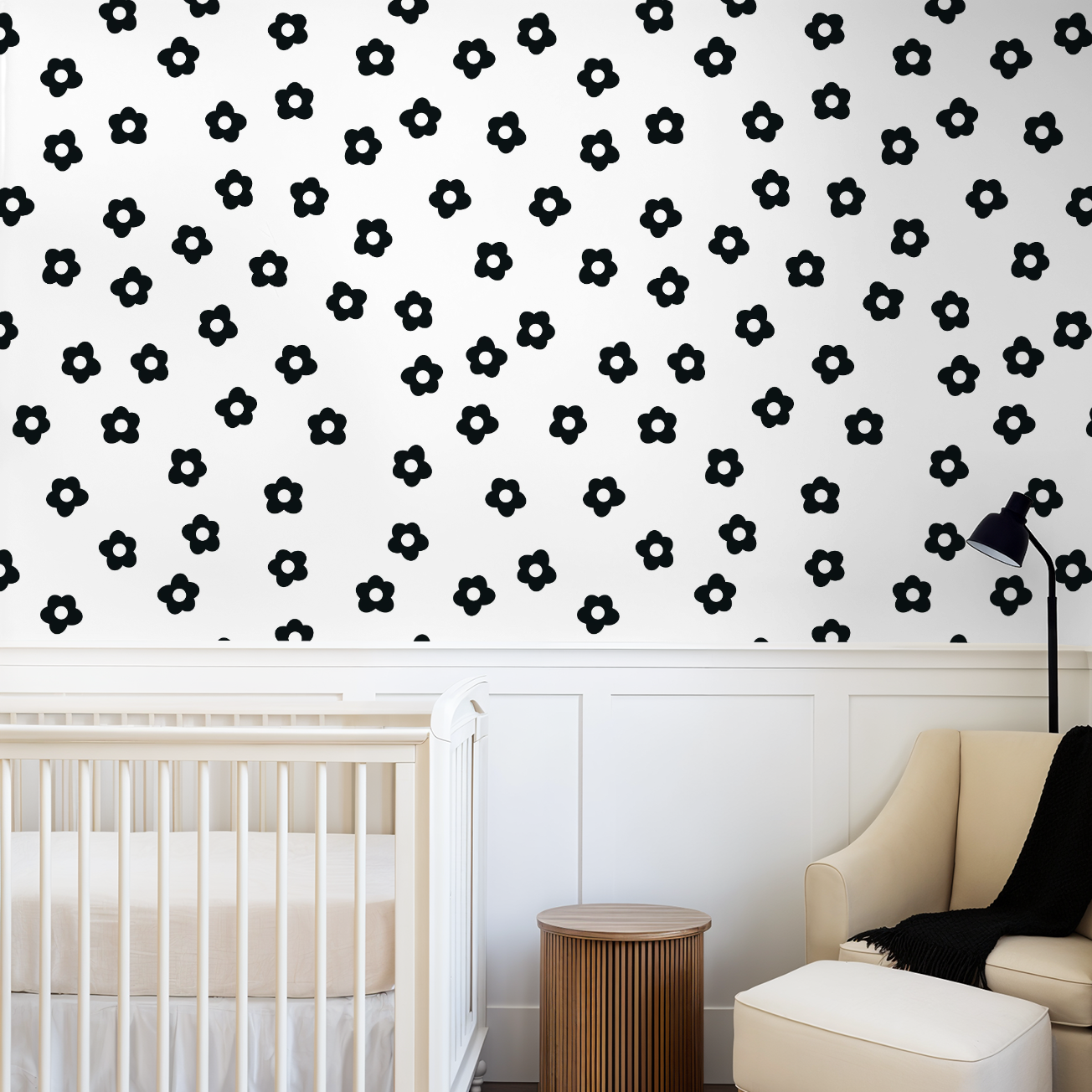 Daisy Dot (Black) Wallpaper