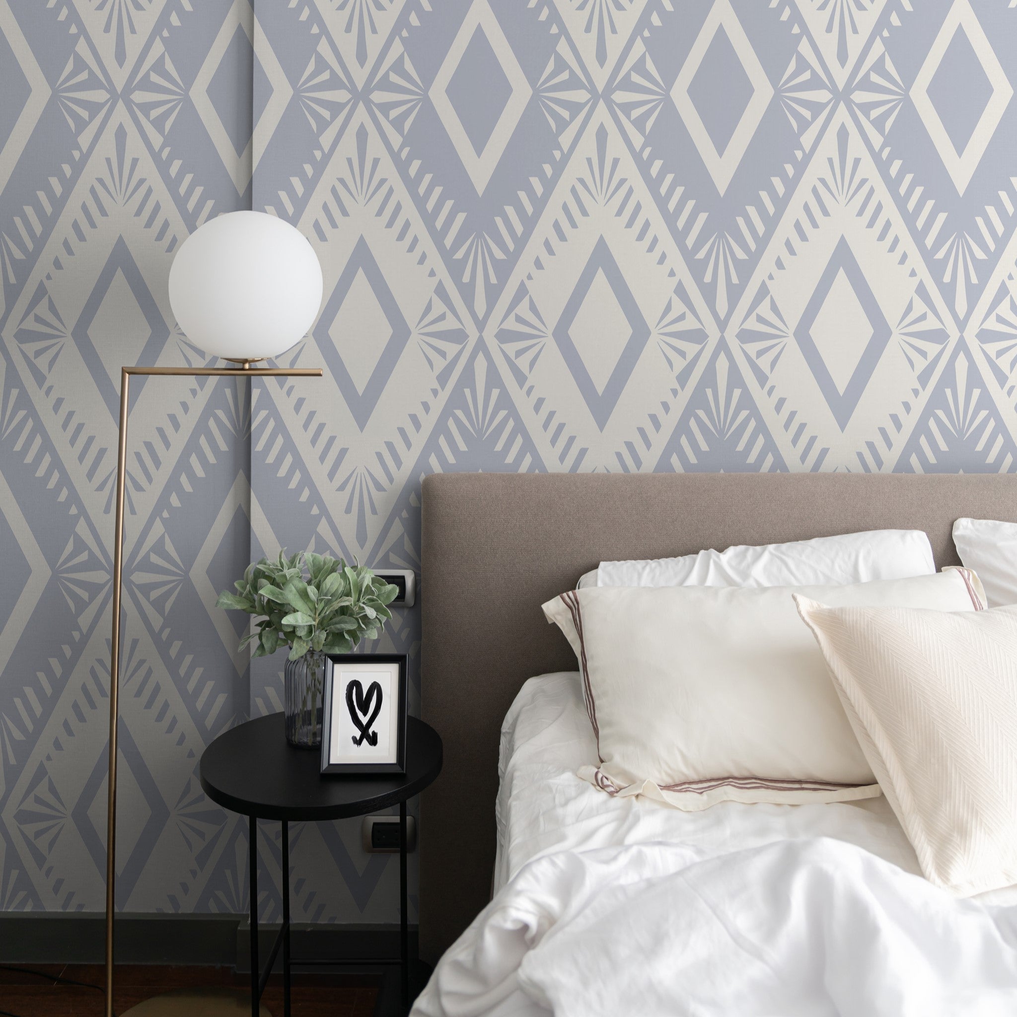 Gloria Wallpaper - 10 FT H X 7 FT W Traditional