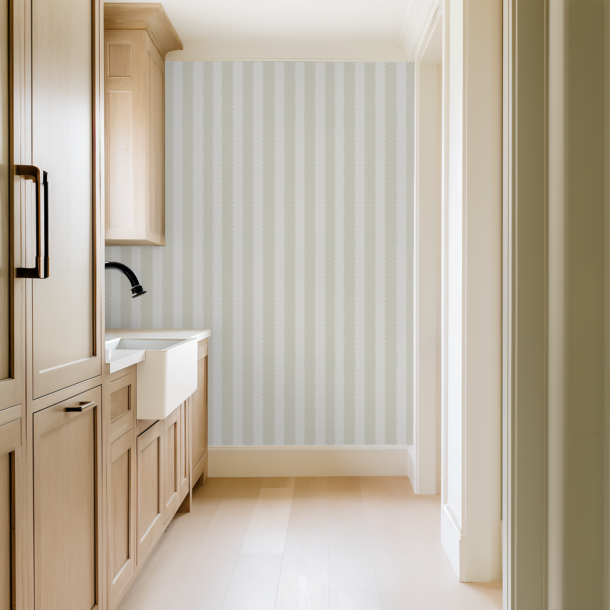 Teddy Scallop (Medium) Wallpaper - 10 FT H X 10 FT W Peel and Stick