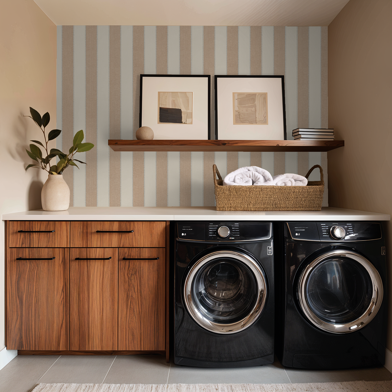 Amy (Peach) Wallpaper