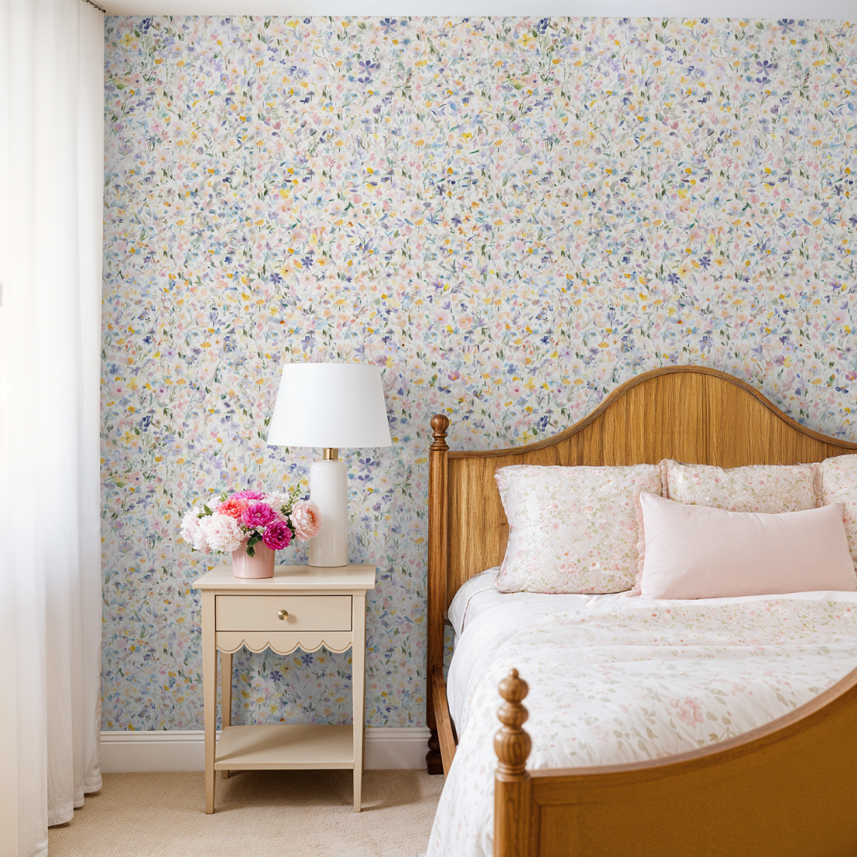 Beatrice Wallpaper - 8 FT H X 8 FT W Traditional
