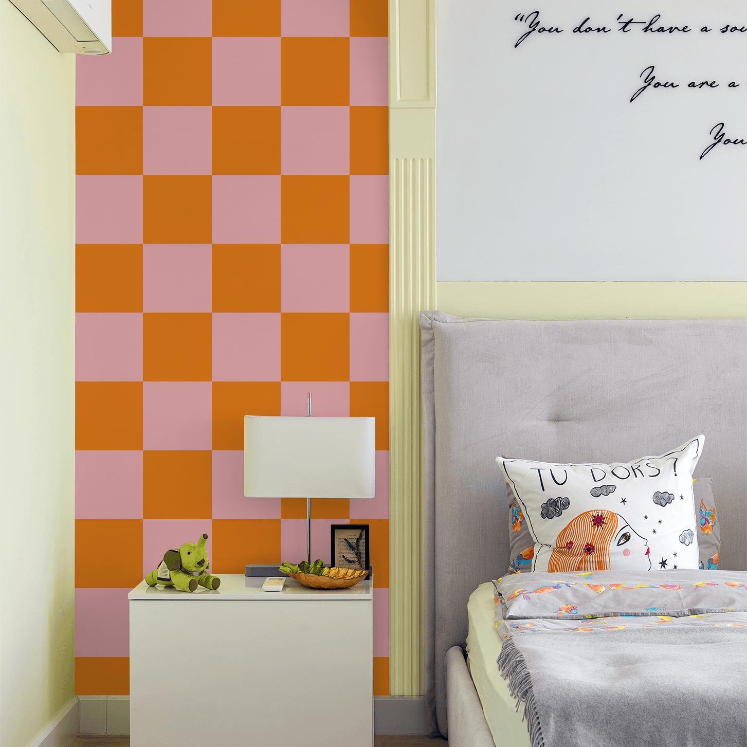 Simply Checker (Pink & Orange) Wallpaper