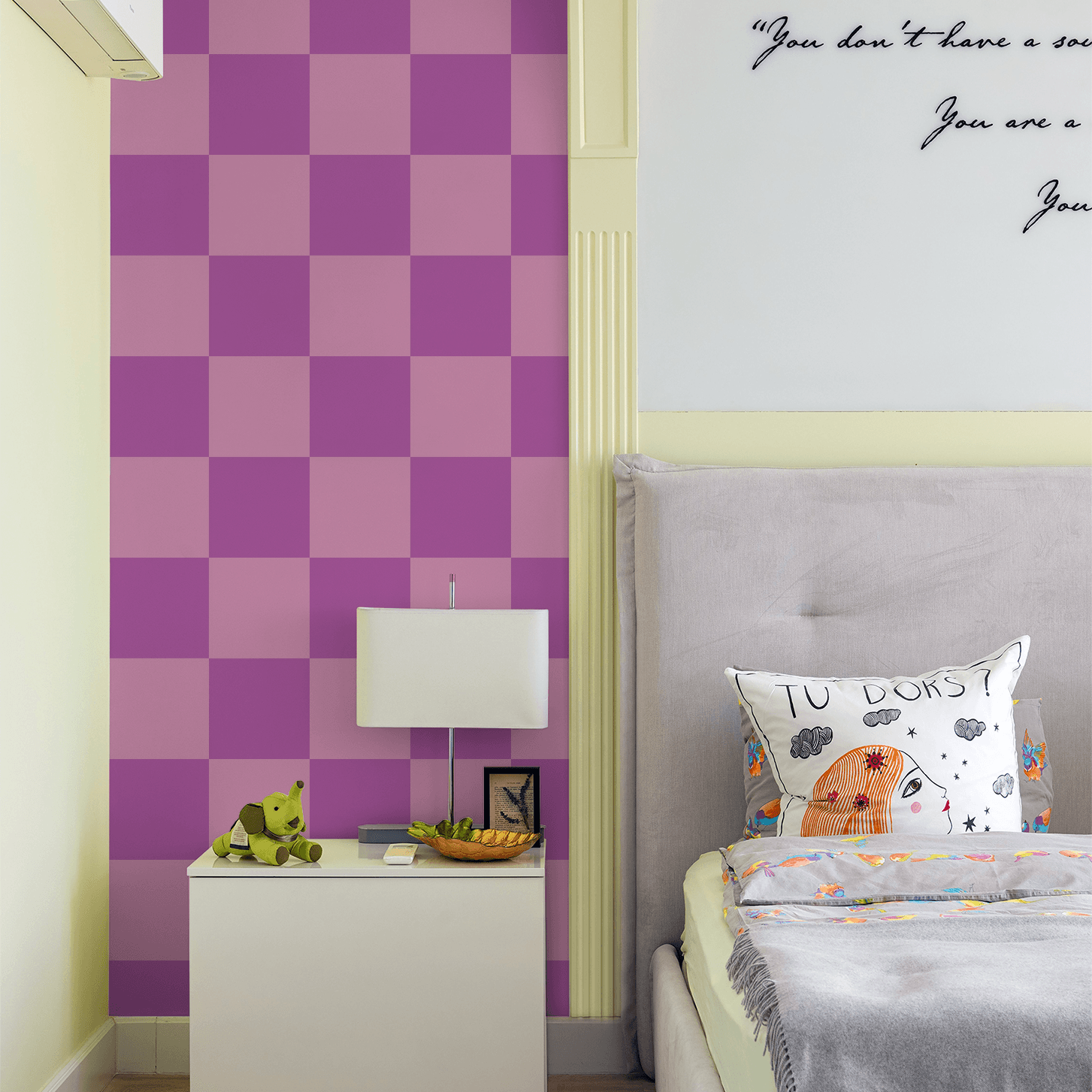 Simply Checker (Purple) Wallpaper